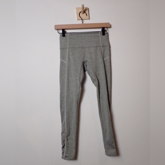 Free People Movement Leggings Women's Sz XS Heather Gray Ruched Ankle Reflective - Picture 1 of 12